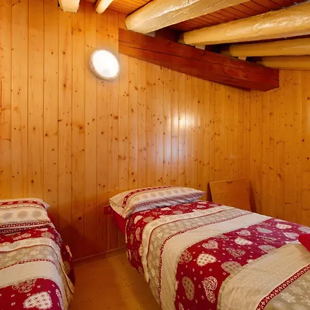 בית נופש Petite Maison Des Alpes *