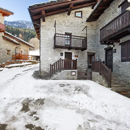 Dom wakacyjny Petite Maison Des Alpes