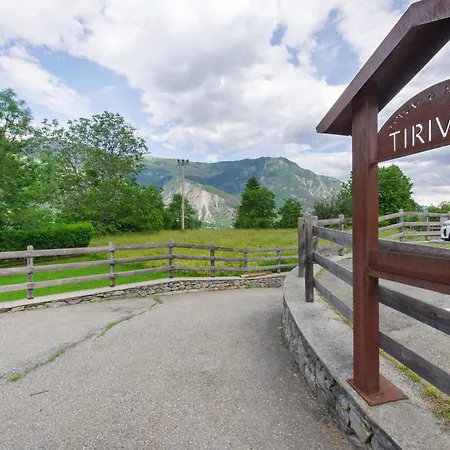 בית נופש Petite Maison Des Alpes *