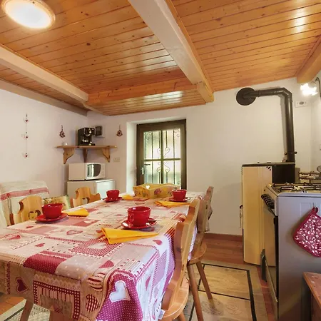 Feriehus Petite Maison Des Alpes *